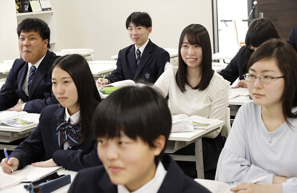 徹底的に生徒の立場に立ち、あたたかく、かつ甘えのない指導を貫くこと